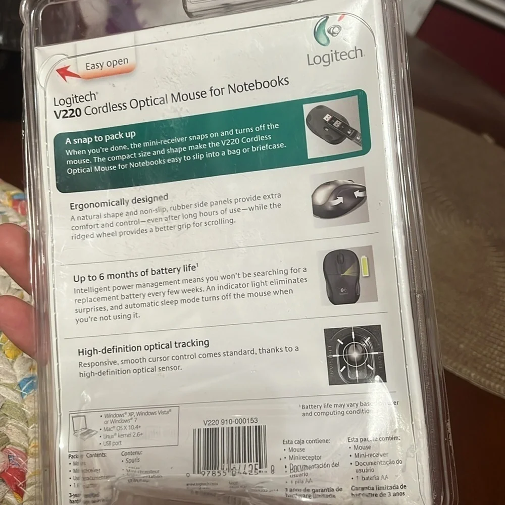 Logitech V220 Cordless optical mouse for notebooks. Compact comfort.
